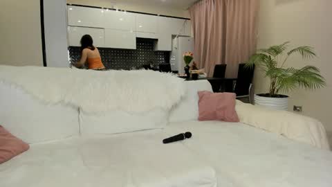 Snapshot of _heaven_ishere_ chatting on 30, 1, 2025 Julia online show from 30, 1, 2025