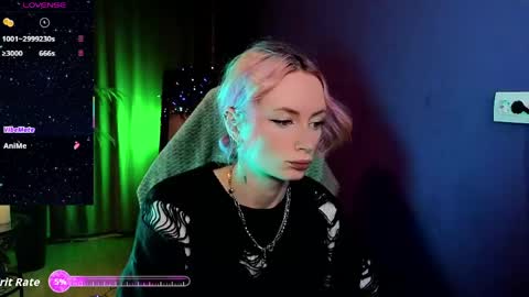 Snapshot of _helencarter chatting on 10, 5, 2026 Helen Carter 3 Next stream 2330 MSC online show from 10, 5, 2026