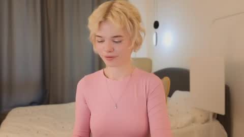Snapshot of _honnyland chatting on 25, 5, 2026 Alisha online show from 25, 5, 2026