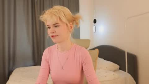 Snapshot of _honnyland chatting on 26, 5, 2026 Alisha online show from 26, 5, 2026