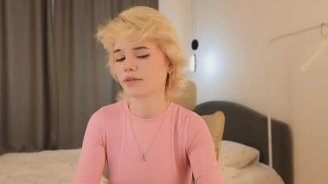 Snapshot of _honnyland chatting on 31, 5, 2026 Alisha online show from 31, 5, 2026