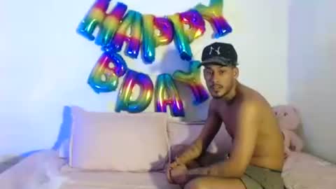 Snapshot of _hot_couple_69_ chatting on 3, 7, 2026 KEYLA Y SAMUEL online show from 3, 7, 2026