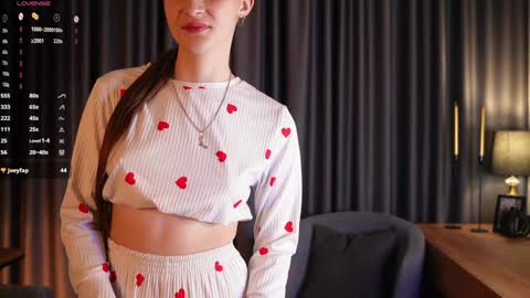 Ava 3 online show from 16, 10, 2025