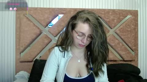 Snapshot of _isaabellaa chatting on 18, 5, 2026 Isa online show from 18, 5, 2026