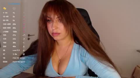 Snapshot of _just_a_queen_3 chatting on 18, 4, 2026 _just_a_queen_3 online show from 18, 4, 2026