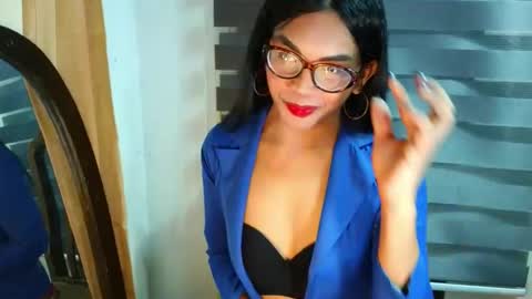 _karie_ online show from 4, 3, 2026