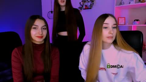 _kellykitten_ online show from 19, 3, 2026