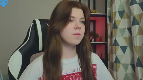 Snapshot of _kirieshka chatting on 19, 1, 2025 Molly   Emily online show from 19, 1, 2025