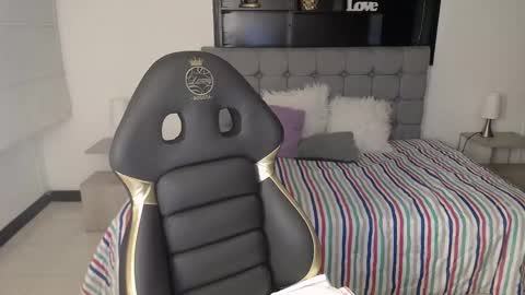 _kitten_1 online show from 13, 1, 2025