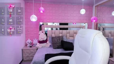 Snapshot of _laaura_ chatting on 20, 5, 2026 Laura online show from 20, 5, 2026