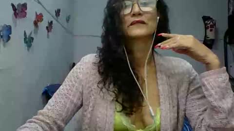 Snapshot of _laflaka2024 chatting on 12, 9, 2025 SANDRA online show from 12, 9, 2025