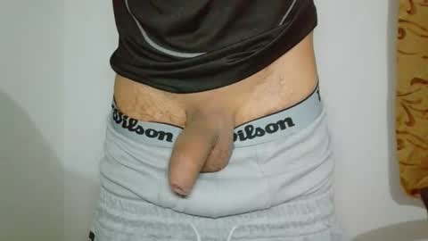 Snapshot of _lalo_0 chatting on 1, 5, 2026 _lalo_0 online show from 1, 5, 2026