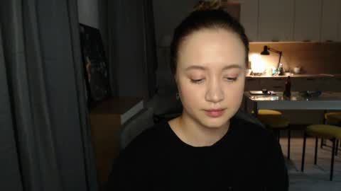 _lalune_ online show from 17, 3, 2026