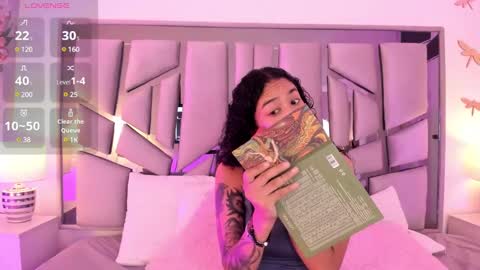 Lanna  online show from 14, 1, 2025