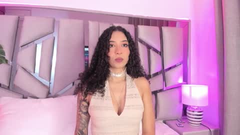 Lanna  online show from 14, 2, 2026