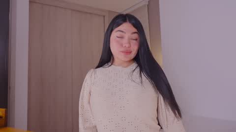 Alejandra suescun online show from 4, 2, 2025