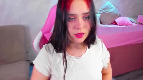 Snapshot of _lexii_pop chatting on 18, 11, 2025 Im Alis 3 online show from 18, 11, 2025