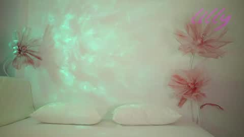 Snapshot of _lillilly_ chatting on 8, 7, 2026 _lillilly_ online show from 8, 7, 2026