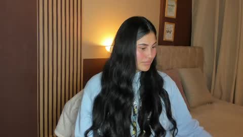 Ivy 3 online show from 14, 4, 2026