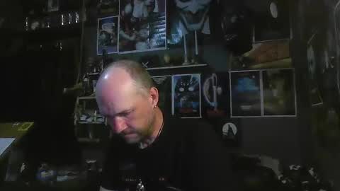 That guy online show from 24, 10, 2025