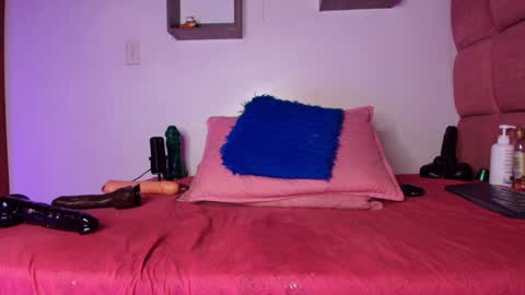 Lorrayne online show from 6, 2, 2025