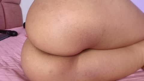 Lorrayne online show from 12, 3, 2025