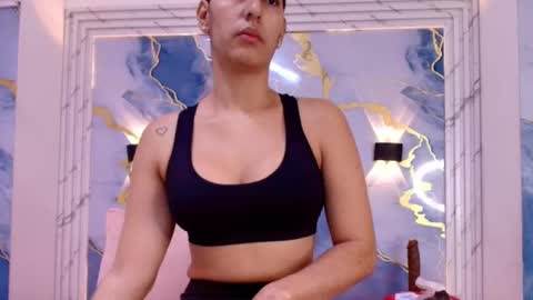 Lorrayne online show from 4, 10, 2025