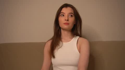 Snapshot of _lovelyen chatting on 2, 1, 2025 Alice online show from 2, 1, 2025