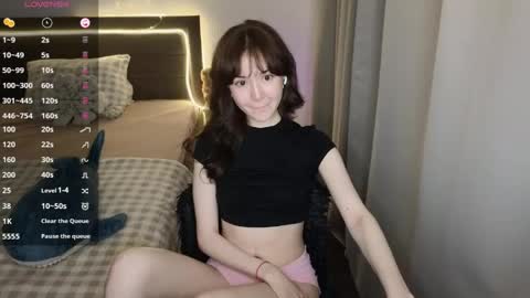 Ask me online show from 25, 5, 2026