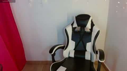 Snapshot of _lucianaa_1 chatting on 30, 5, 2026 _lucianaa_1 online show from 30, 5, 2026