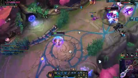 Queen.  Help me reach 100 thumbs up  online show from 30, 11, 2025