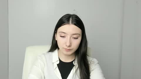 Snapshot of _luna_moon__ chatting on 17, 10, 2025 Luna online show from 17, 10, 2025