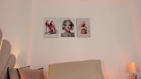 _luuciana_ online show from 16, 4, 2026