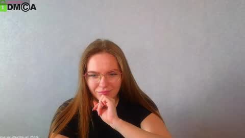 Snapshot of _lysafeta_ chatting on 19, 2, 2025 Welcome guys  Pleasure to see you all here  My name is Lysafeta and MichaelaTip menu is active Private is open  online show from 19, 2, 2025