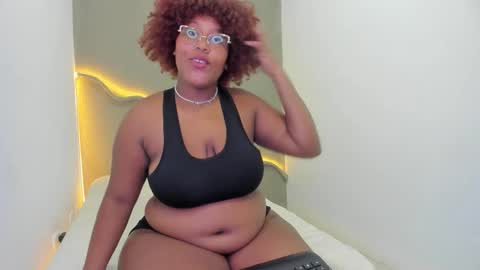 Snapshot of _magu chatting on 7, 11, 2025 Magu online show from 7, 11, 2025