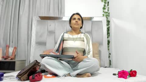 _marcela__ online show from 6, 2, 2025