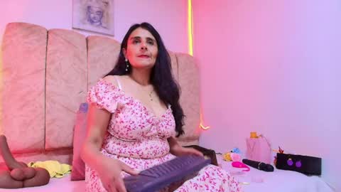 _marcela__ online show from 15, 4, 2026