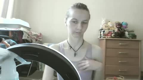 Snapshot of _mari_so chatting on 5, 7, 2026 Scarlett online show from 5, 7, 2026