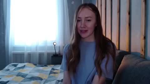 Snapshot of _marianne_ chatting on 28, 2, 2025 online show from 28, 2, 2025