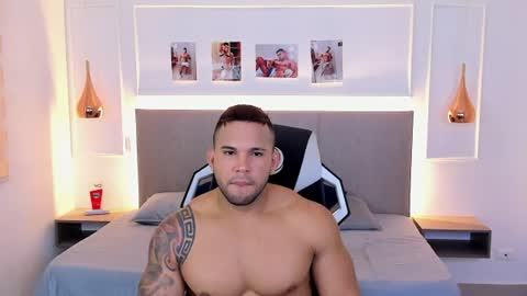 Snapshot of _matthew_santos_ chatting on 4, 7, 2026 _matthew_santos_ online show from 4, 7, 2026