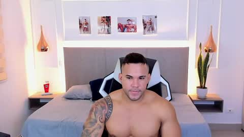 Snapshot of _matthew_santos_ chatting on 5, 7, 2026 _matthew_santos_ online show from 5, 7, 2026