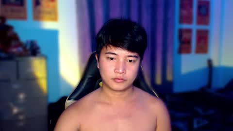 MAX Dont forget to follow online show from 31, 1, 2025