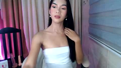 Melly online show from 1, 2, 2026