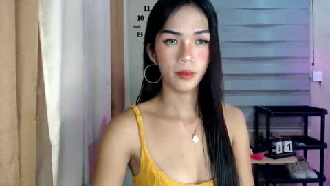 Snapshot of _mellyxxx chatting on 12, 5, 2026 Melly online show from 12, 5, 2026