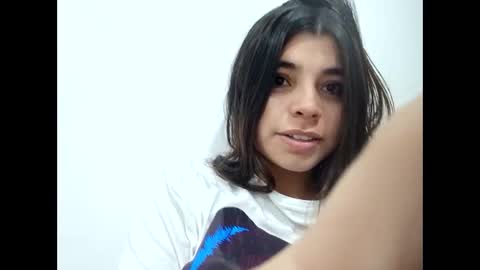  MIa blue 18  online show from 4, 4, 2026