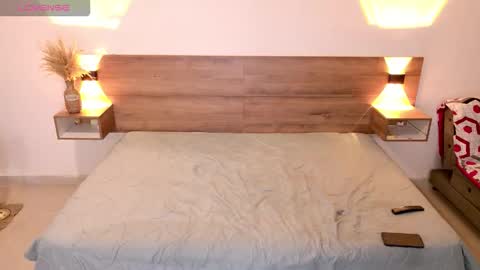 Snapshot of _mia_li_ chatting on 8, 3, 2026 Mia online show from 8, 3, 2026