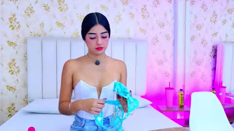 Mia Monroe online show from 11, 1, 2026