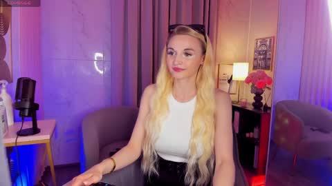 Mila online show from 25, 5, 2026