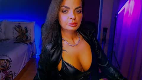 Snapshot of _milani_ chatting on 13, 5, 2026 Milani online show from 13, 5, 2026