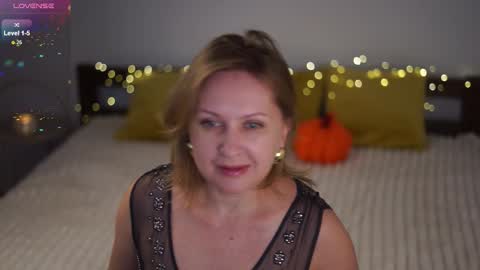 _million_dollarsmile online show from 17, 9, 2025